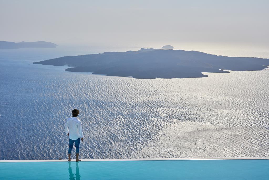 Cosmopolitan - Small Luxury Of The World 4* Firá