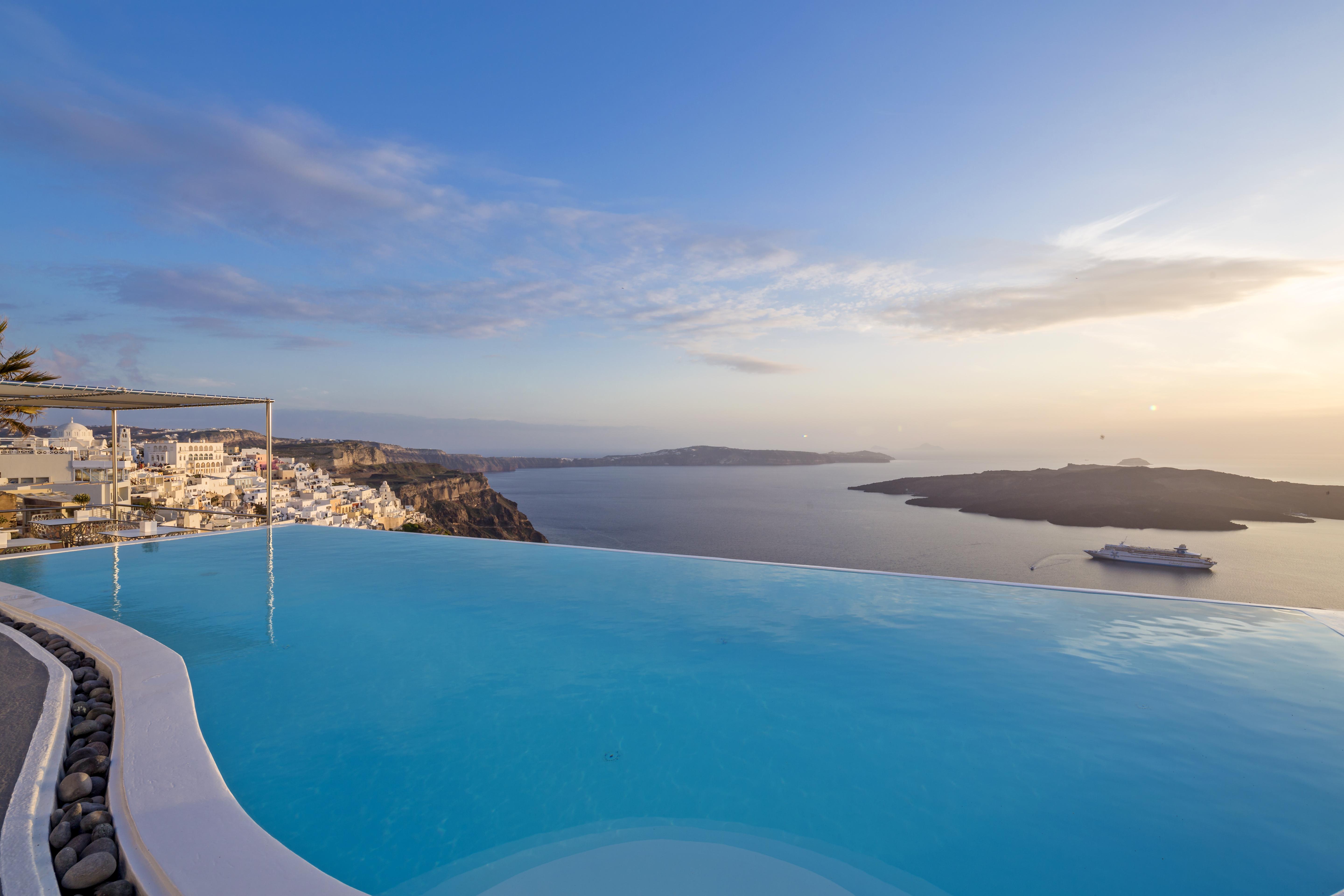 Hotel Cosmopolitan - Small Luxury Of The World Fira (Santorini)