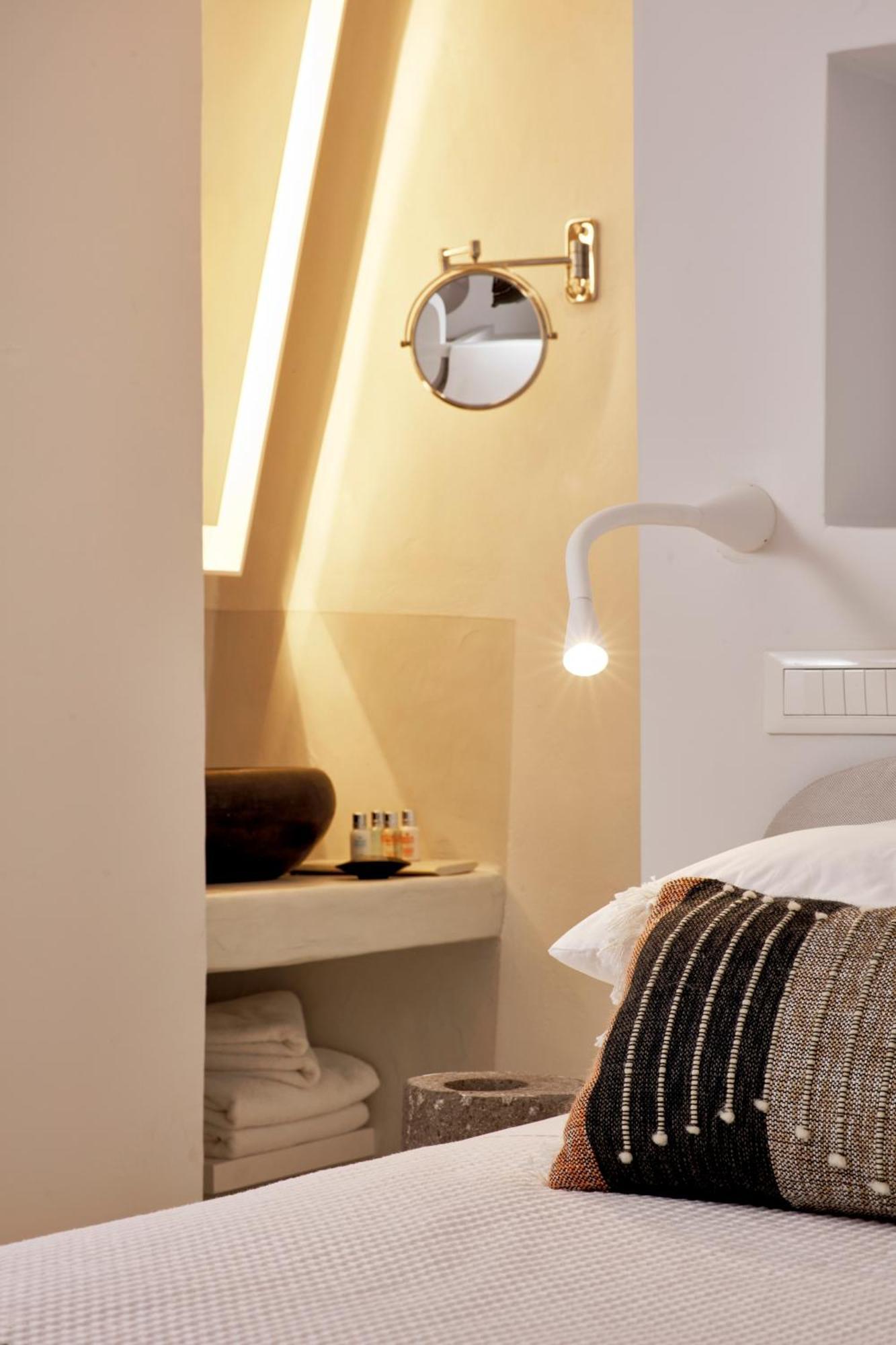 Cosmopolitan - Small Luxury Of The World Hotel Fira (Santorini)
